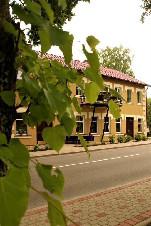 Hotel Benevilla Alūksne Buitenkant foto