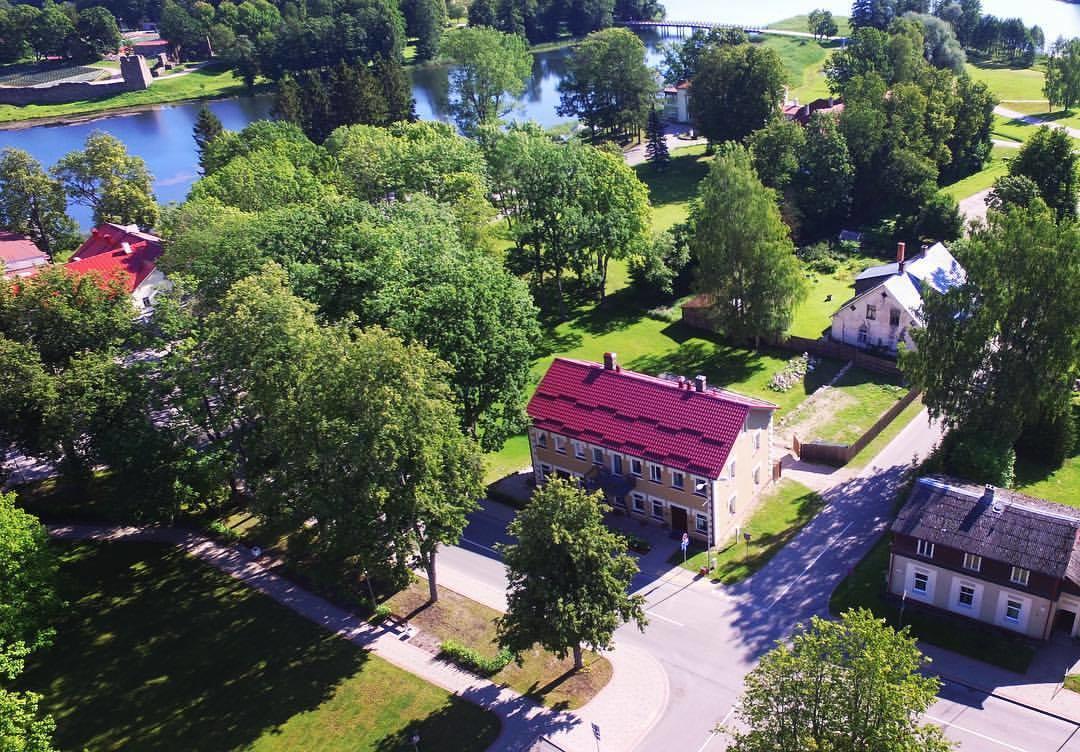 Hotel Benevilla Alūksne Buitenkant foto